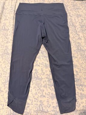 Nike women Dark Blue Capri Joggers yoga XL